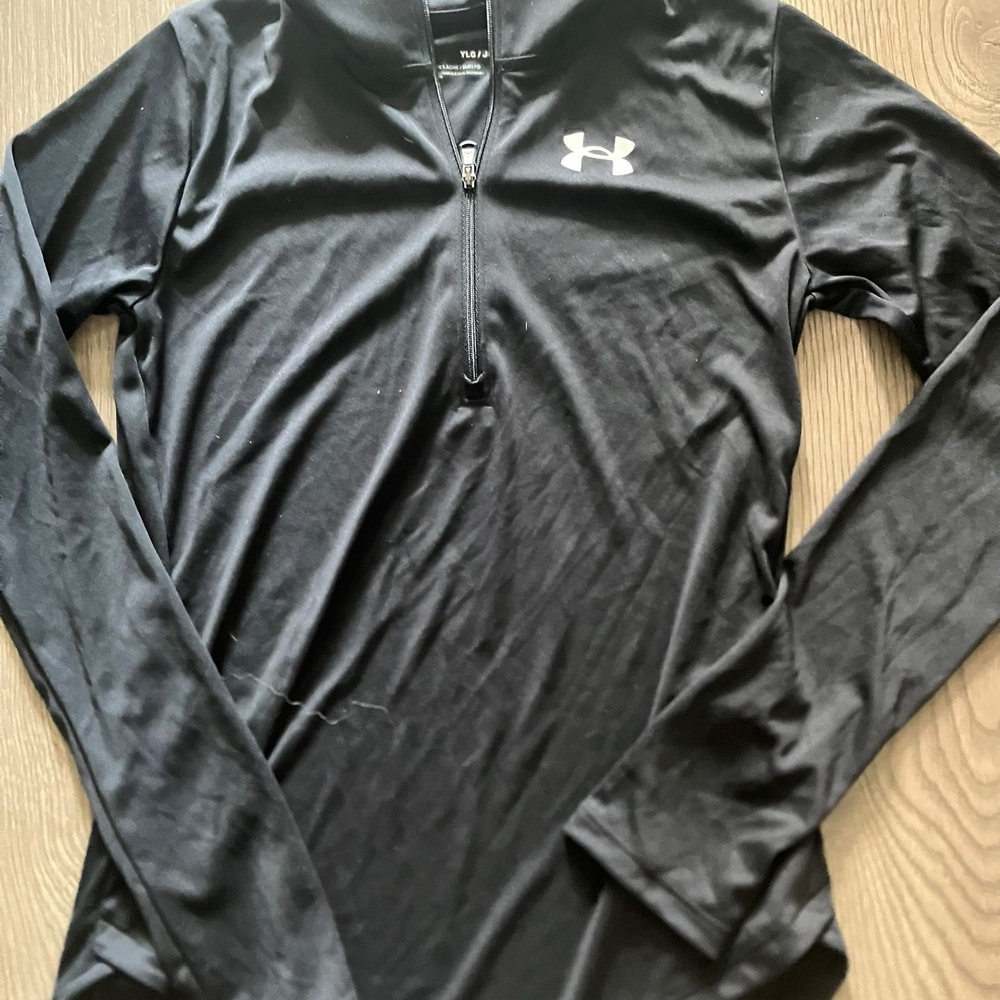 Under Armour Black Long Sleeve Top